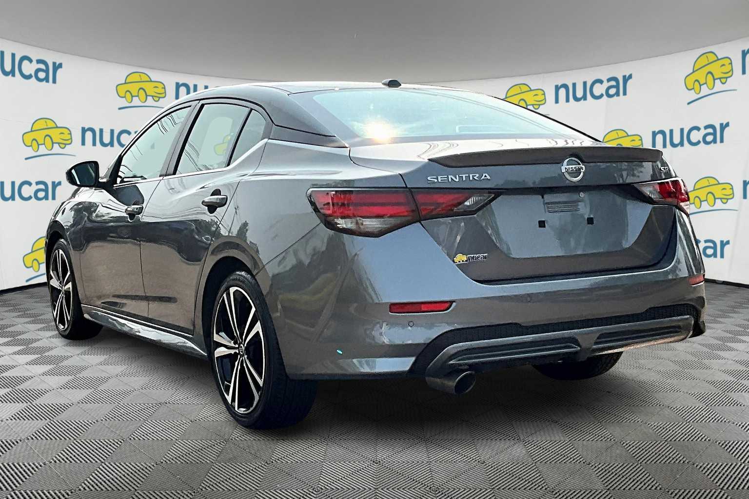 2022 Nissan Sentra SR - Photo 4