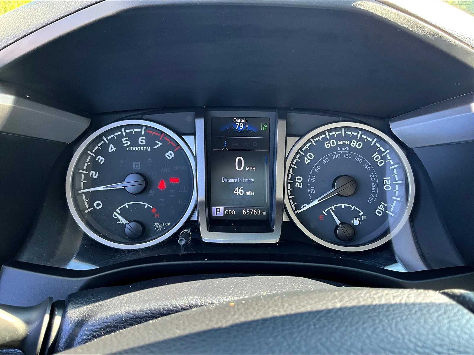 2021 Toyota Tacoma SR5 - Photo 24