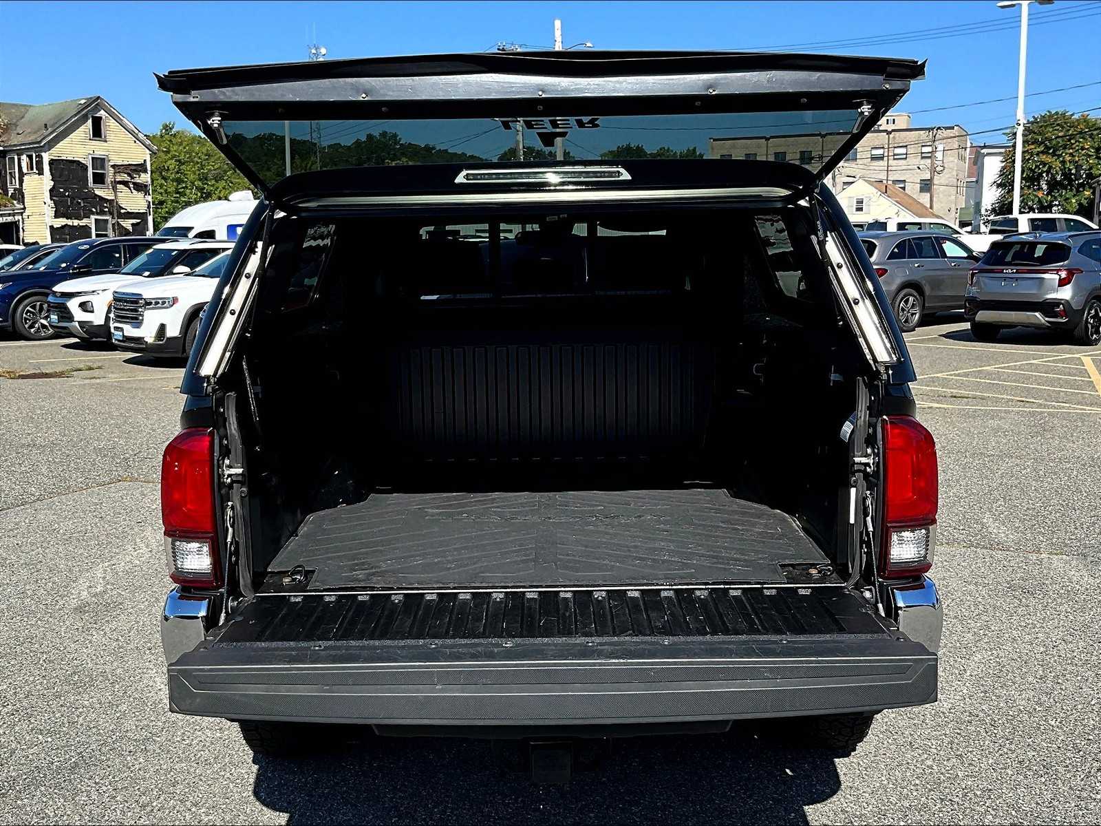 2021 Toyota Tacoma SR5 - Photo 30