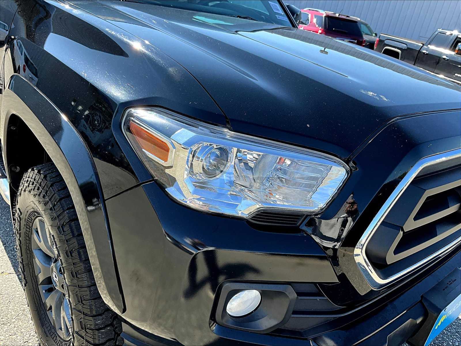 2021 Toyota Tacoma SR5 - Photo 32