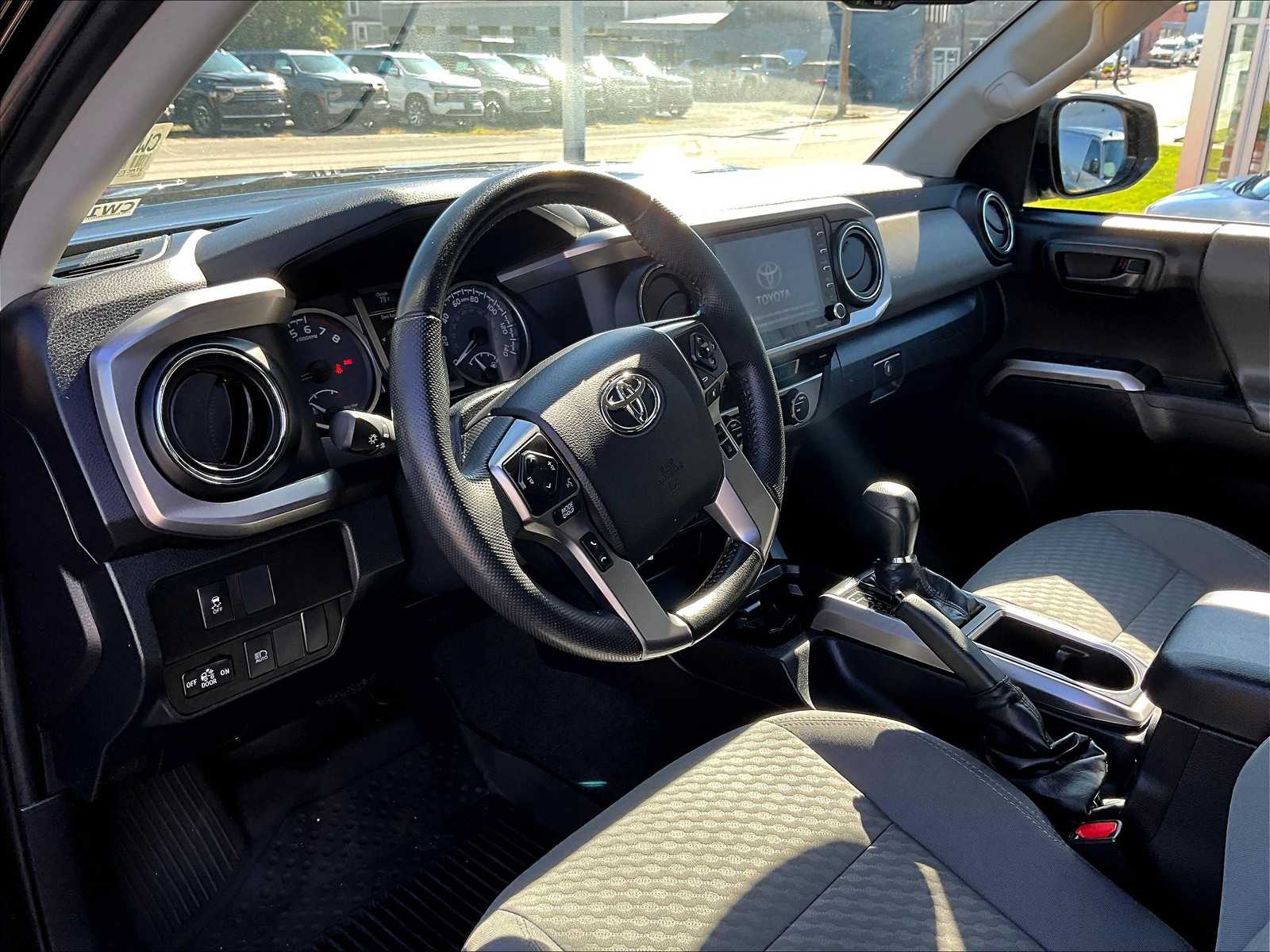 2021 Toyota Tacoma SR5 - Photo 8