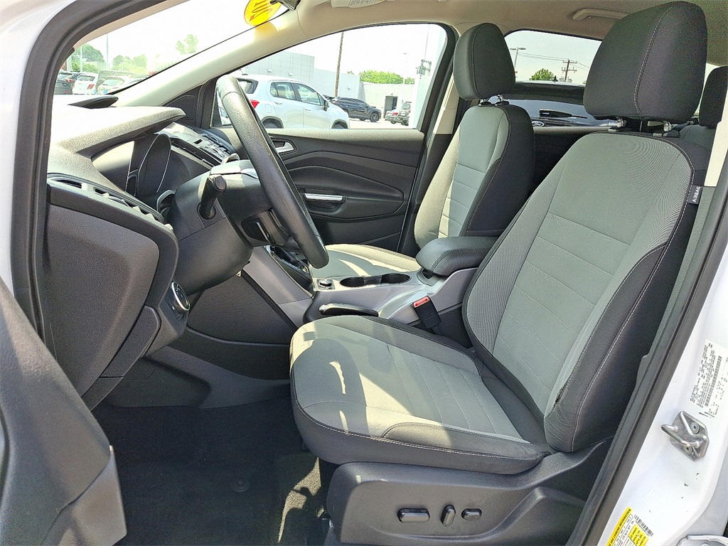2016 Ford Escape SE - Photo 15
