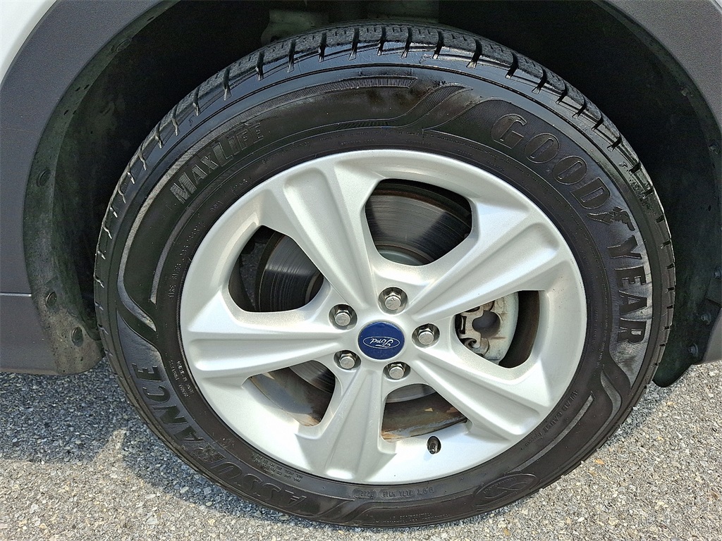 2016 Ford Escape SE - Photo 9