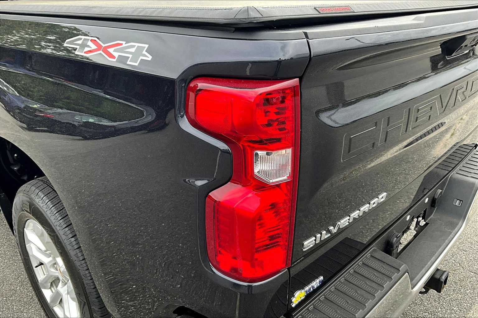 2023 Chevrolet Silverado 1500 LT - Photo 35