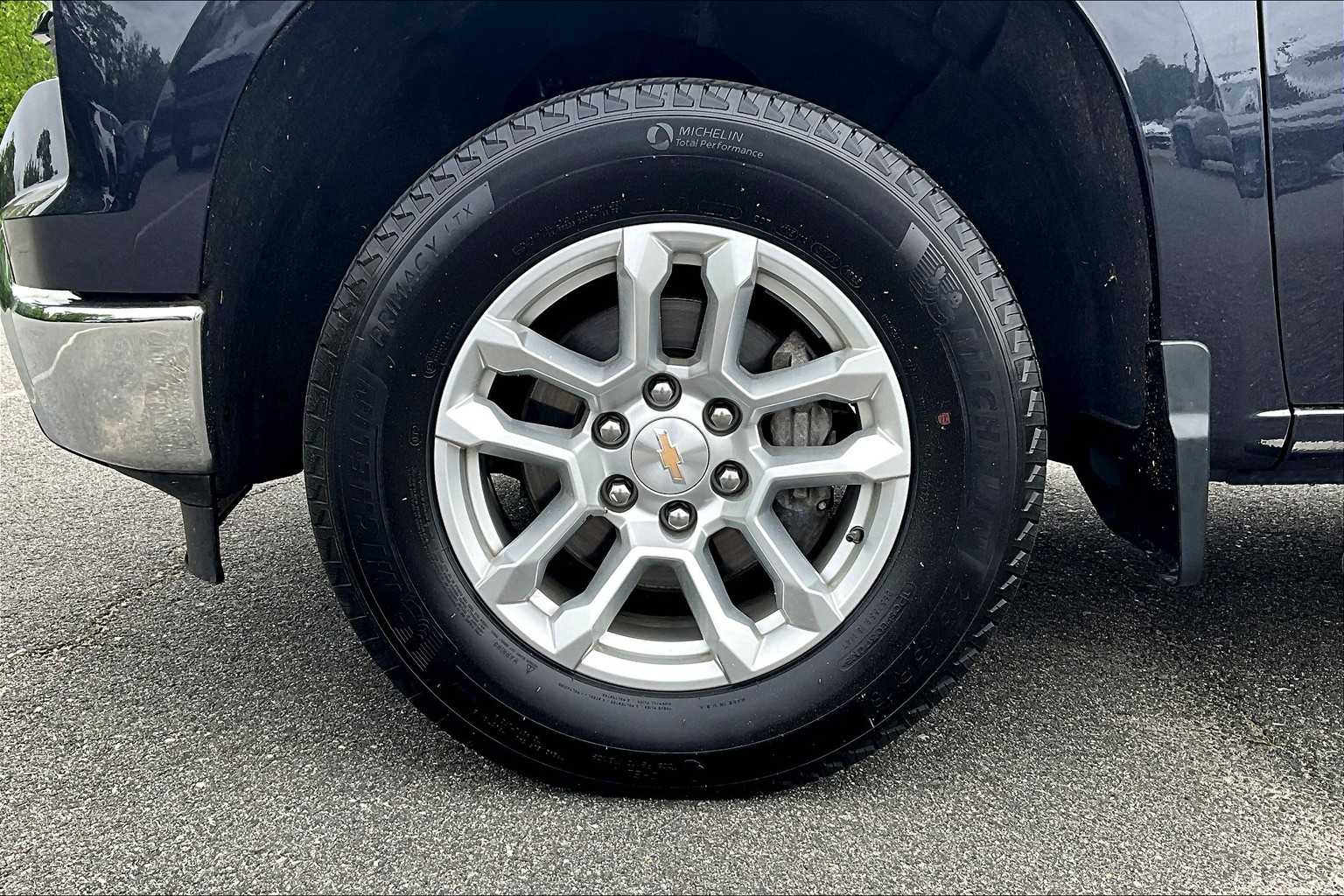 2023 Chevrolet Silverado 1500 LT - Photo 7