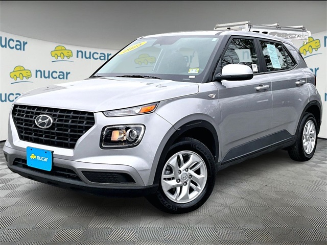 2025 Hyundai Venue SE - Photo 12