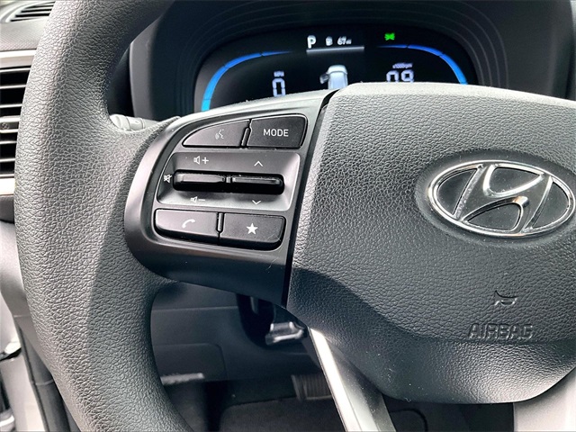 2025 Hyundai Venue SE - Photo 23