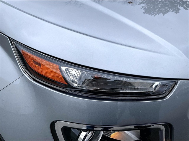 2025 Hyundai Venue SE - Photo 30