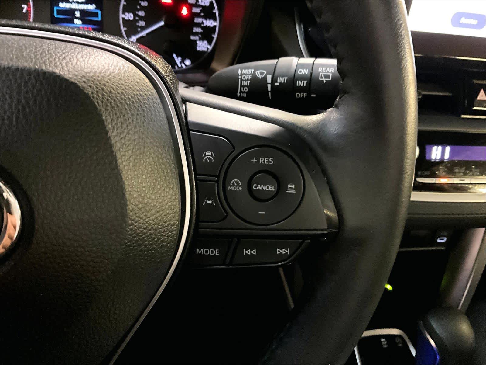 2024 Toyota Corolla Cross LE - Photo 24