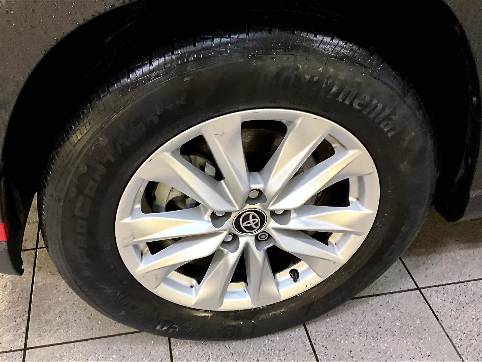 2024 Toyota Corolla Cross LE - Photo 7