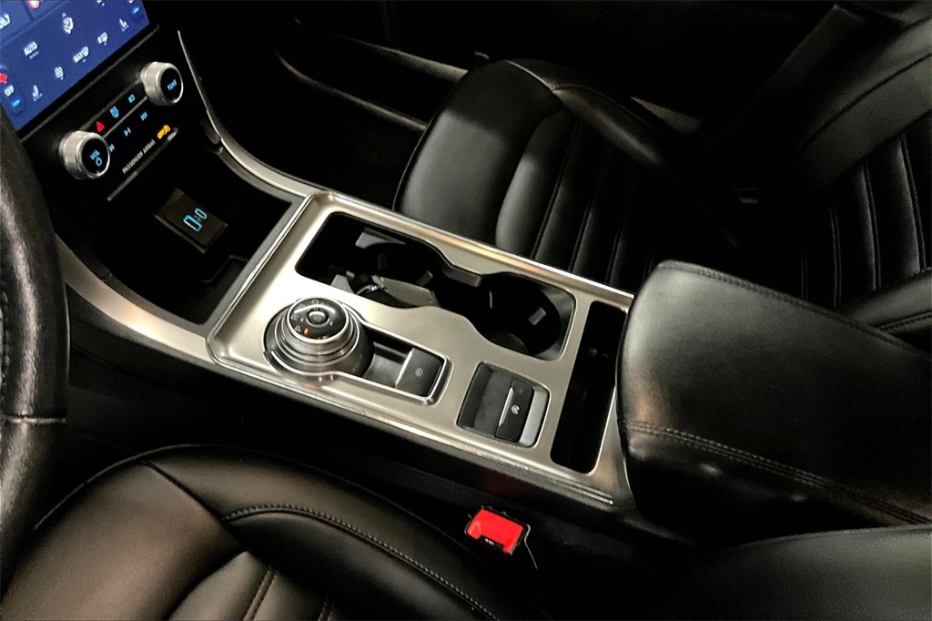 2022 Ford Edge SEL - Photo 20