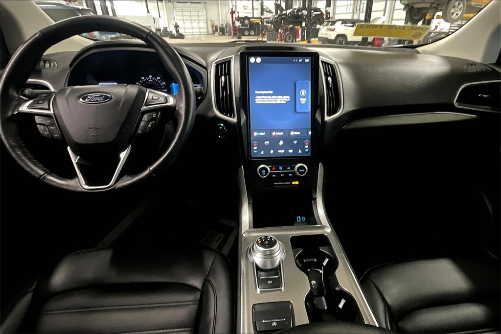 2022 Ford Edge SEL - Photo 21