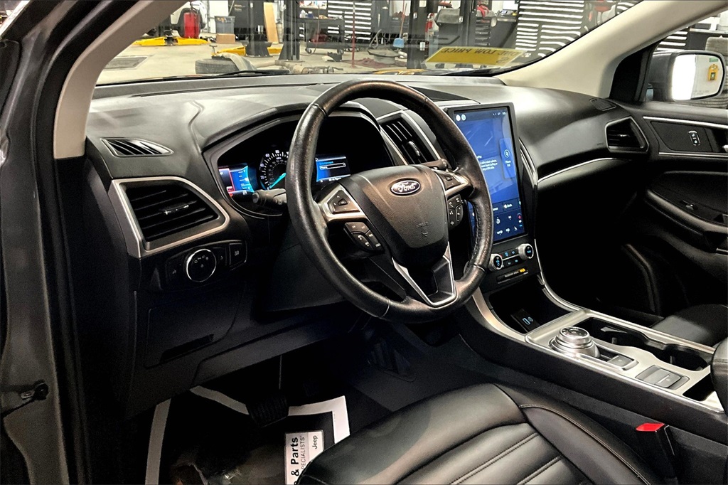 2022 Ford Edge SEL - Photo 8