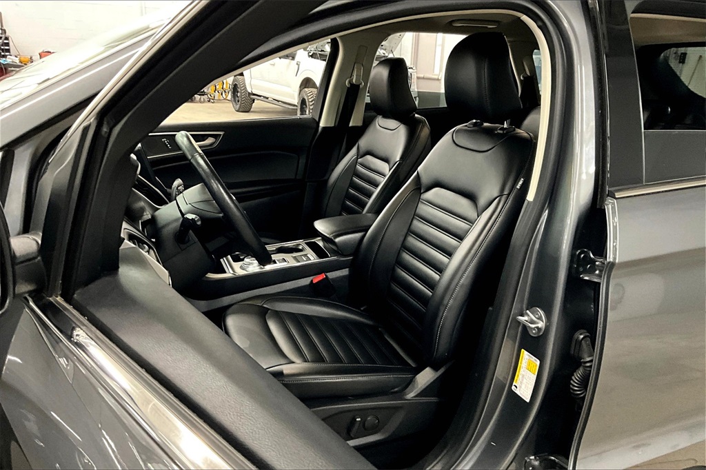 2022 Ford Edge SEL - Photo 10