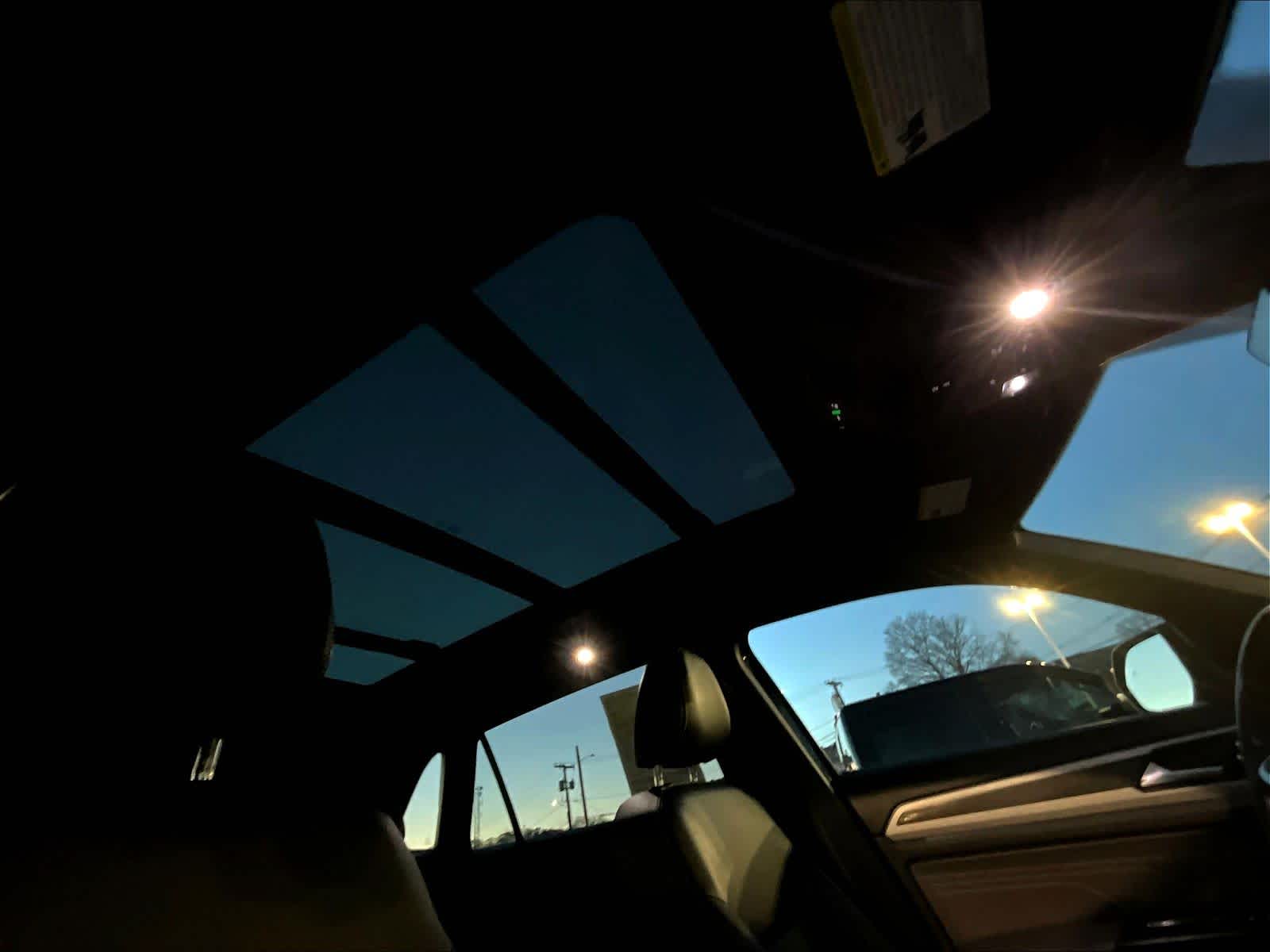 2023 Volkswagen Atlas Cross Sport 3.6L V6 SEL R-Line Black - Photo 22