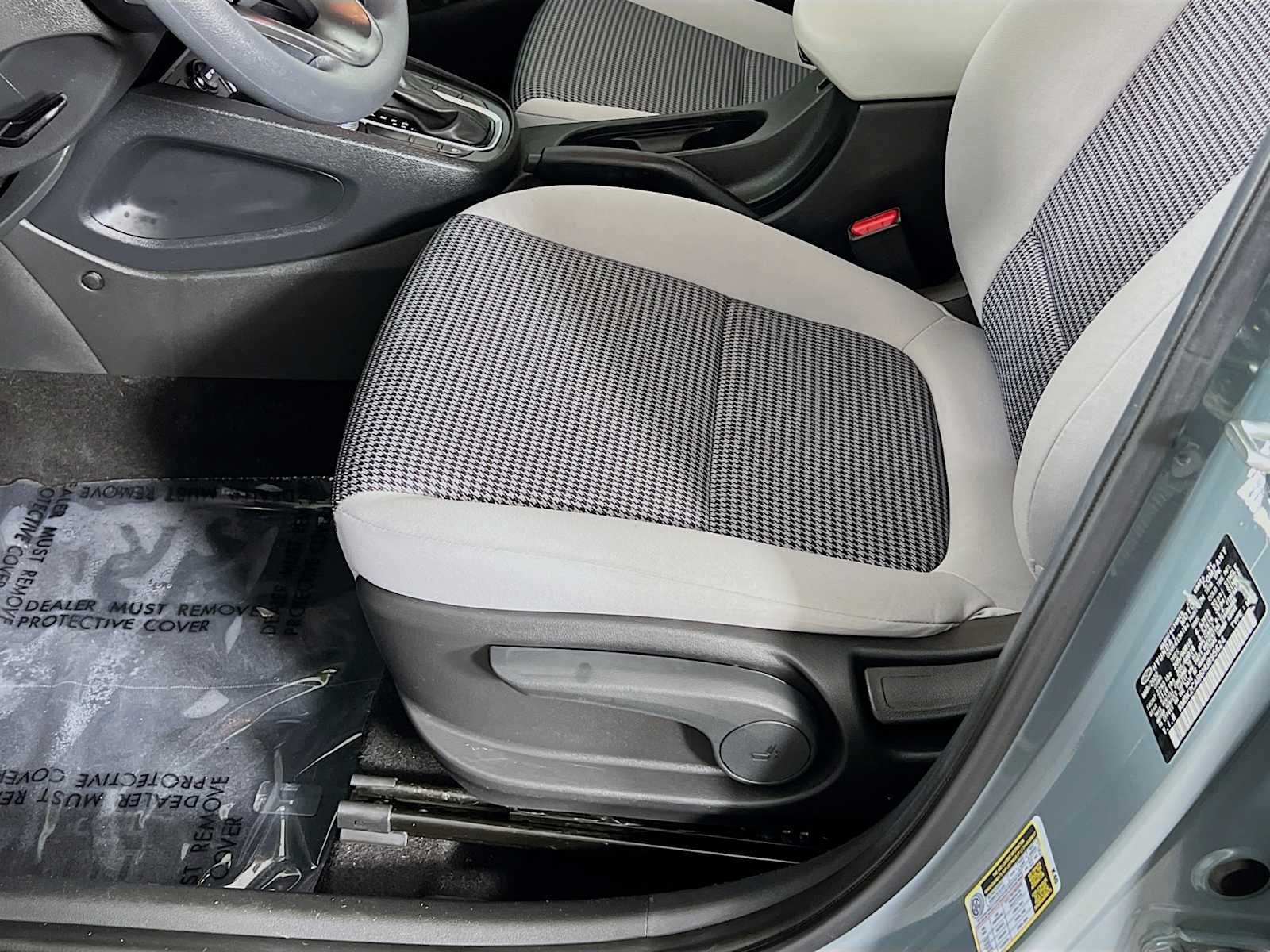 2022 Hyundai Kona SE - Photo 19
