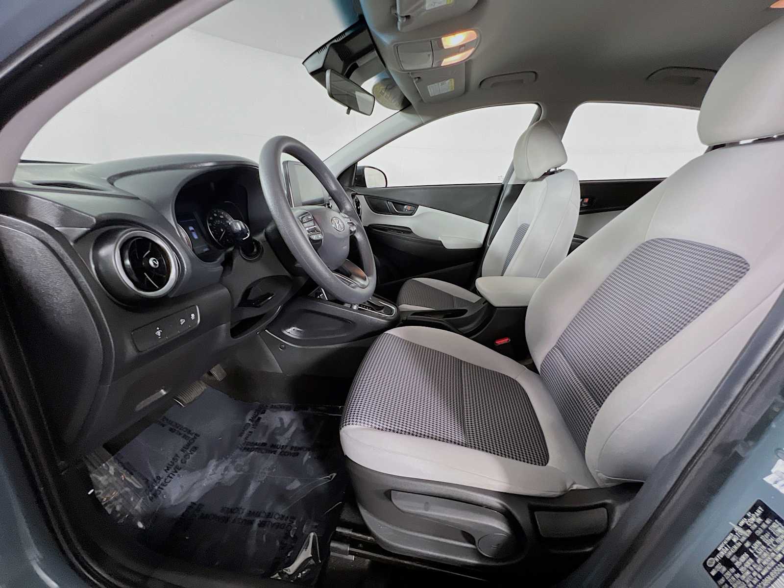 2022 Hyundai Kona SE - Photo 20