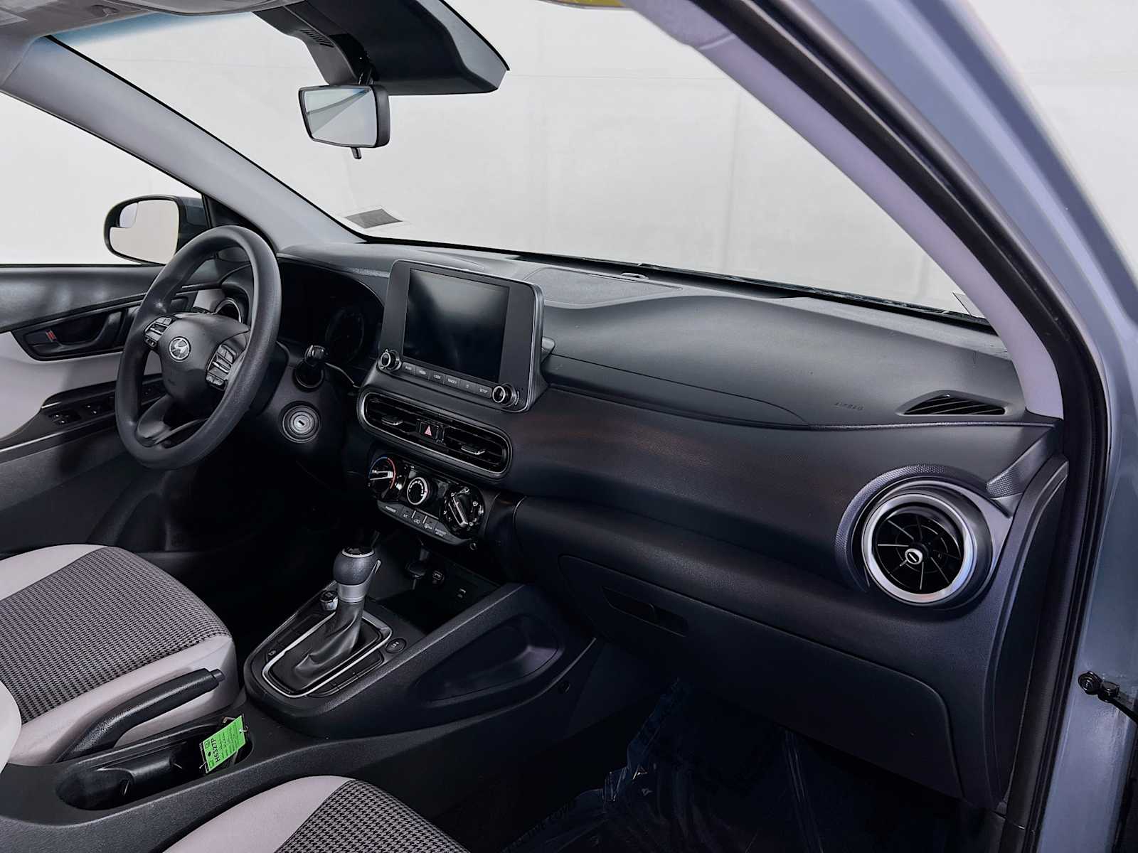 2022 Hyundai Kona SE - Photo 27