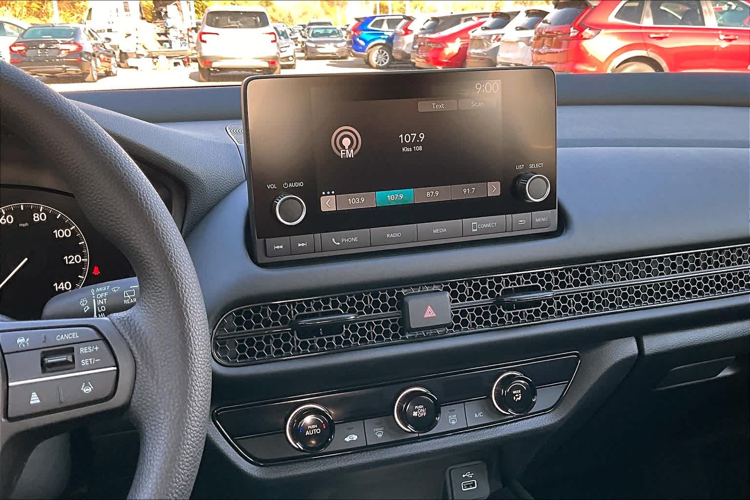 2025 Honda HR-V LX - Photo 13
