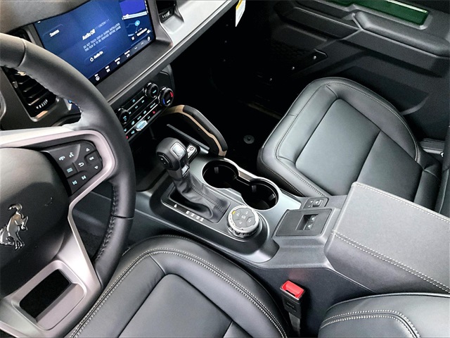 2025 Ford Bronco Badlands - Photo 9