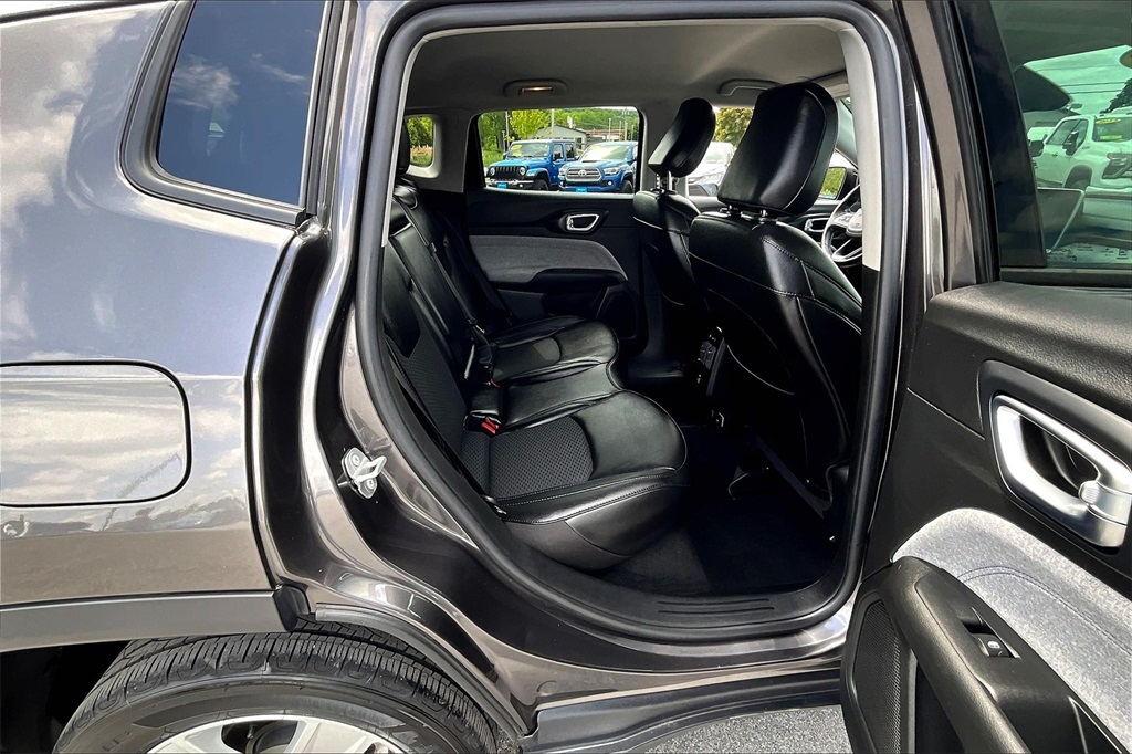 2022 Jeep Compass Latitude - Photo 16