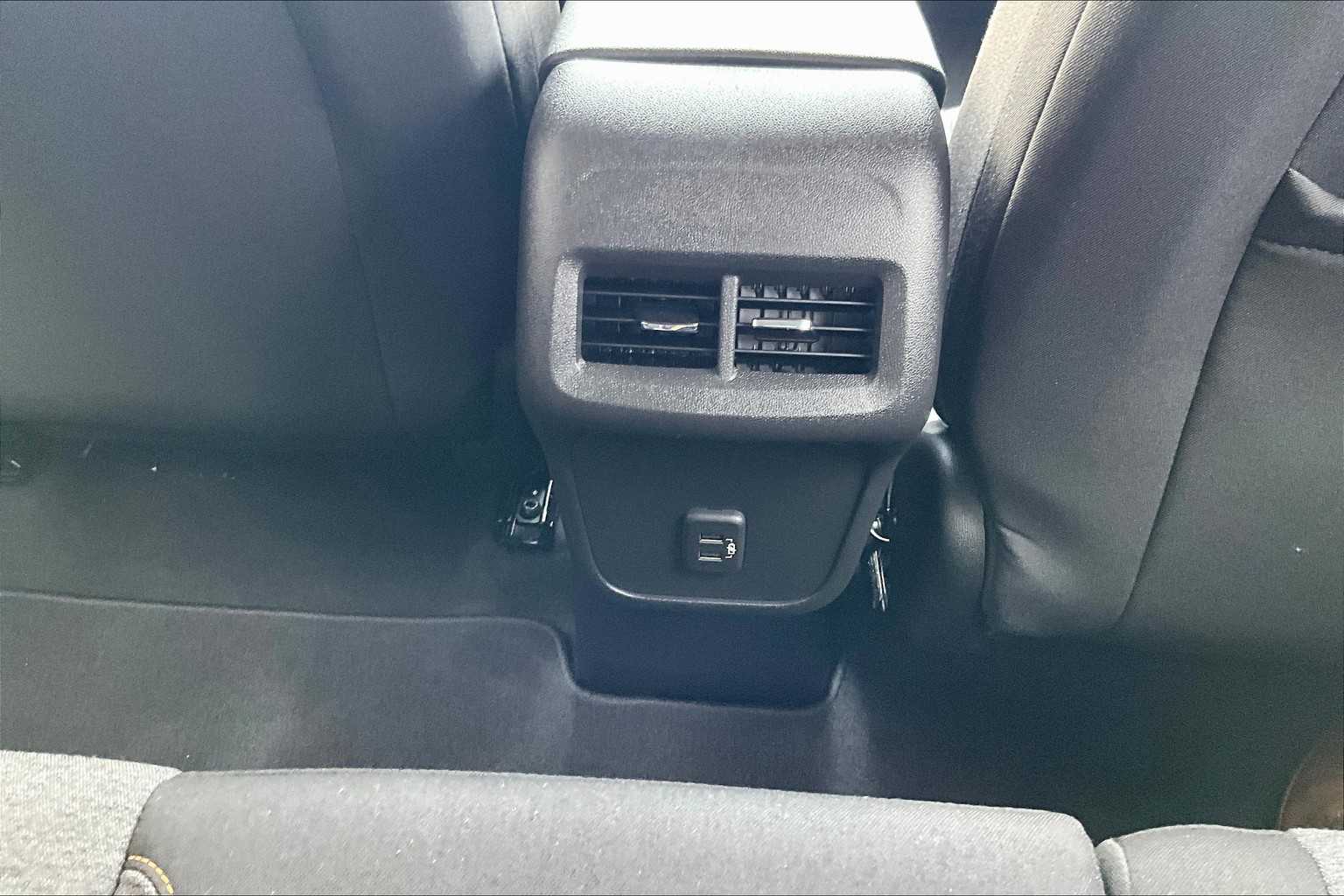 2022 Chevrolet Equinox LT - Photo 26