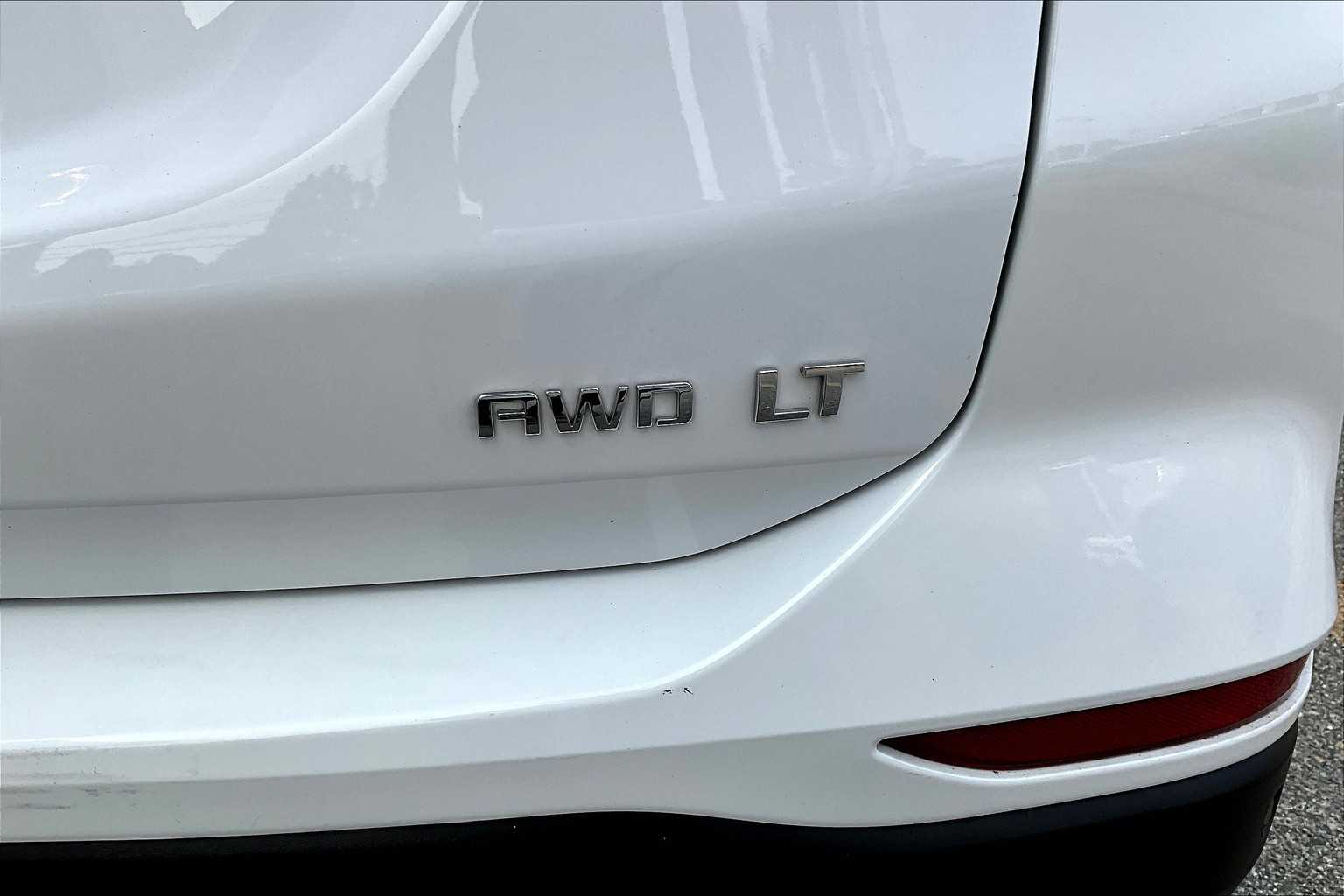 2022 Chevrolet Equinox LT - Photo 27