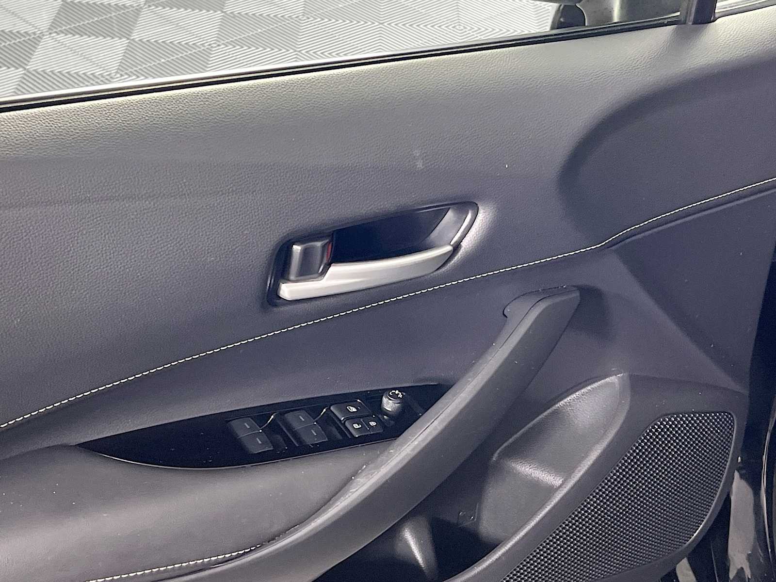 2022 Toyota Corolla Nightshade - Photo 17