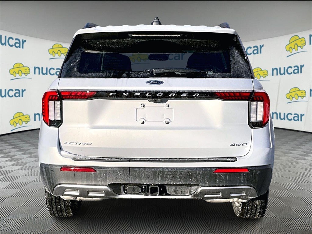 2026 Ford Explorer Active - Photo 5