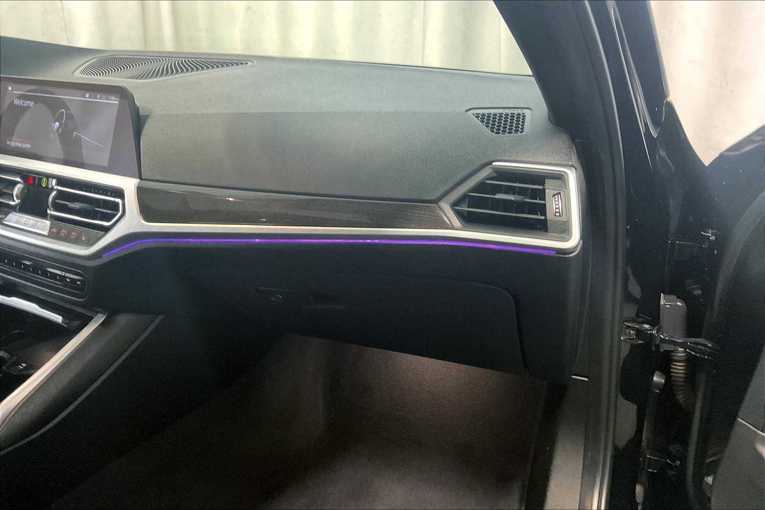 2020 BMW 3 Series 330i xDrive - Photo 13