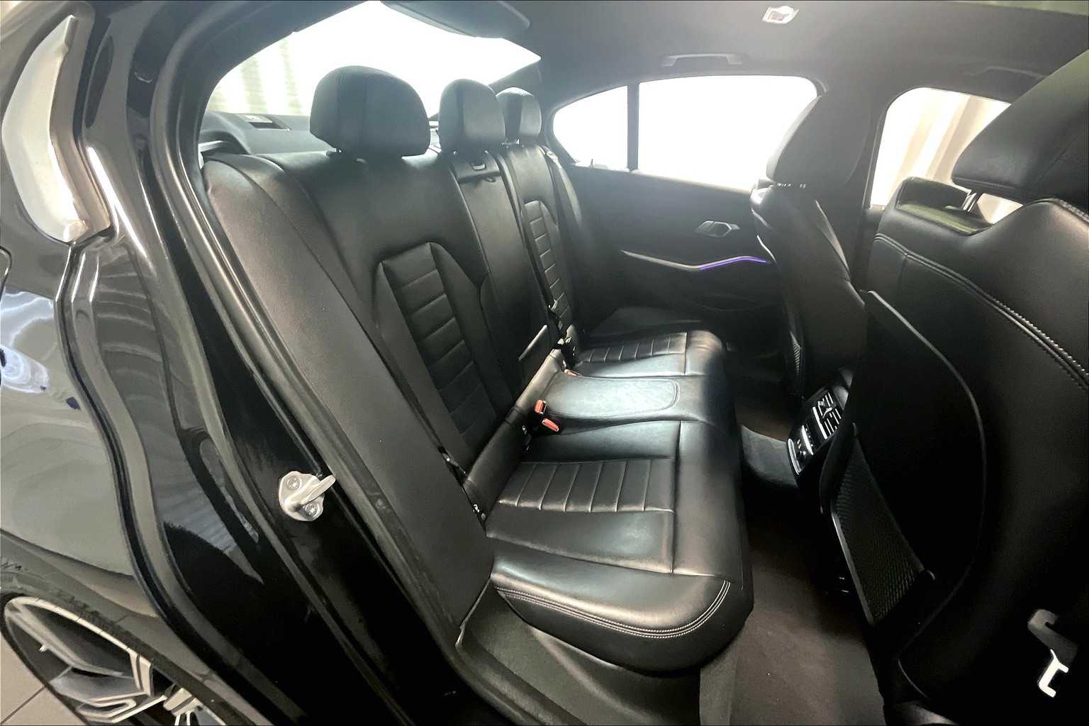2020 BMW 3 Series 330i xDrive - Photo 16