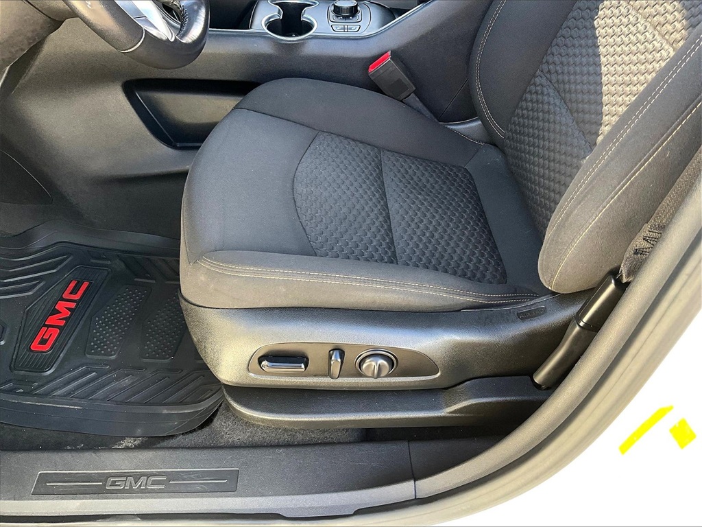 2021 GMC Terrain SLE - Photo 33