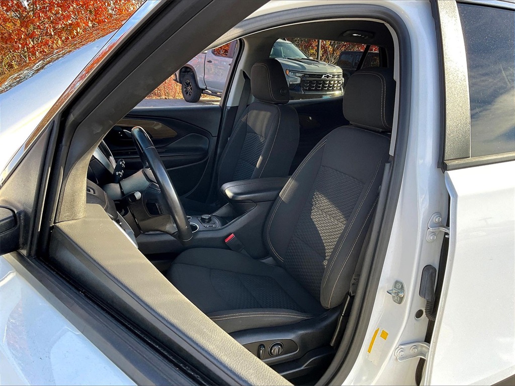 2021 GMC Terrain SLE - Photo 9