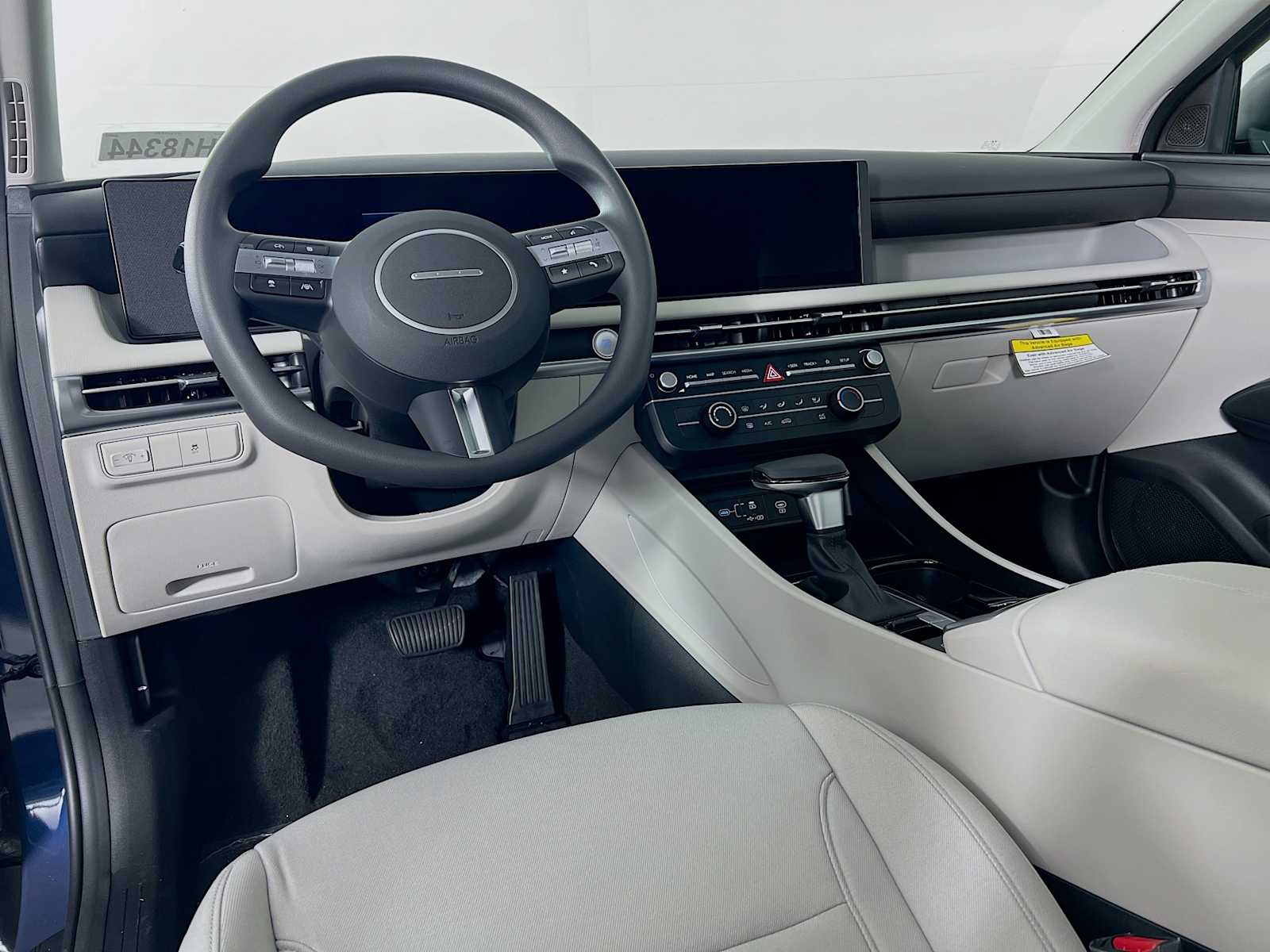 2026 Hyundai Tucson SE - Photo 6
