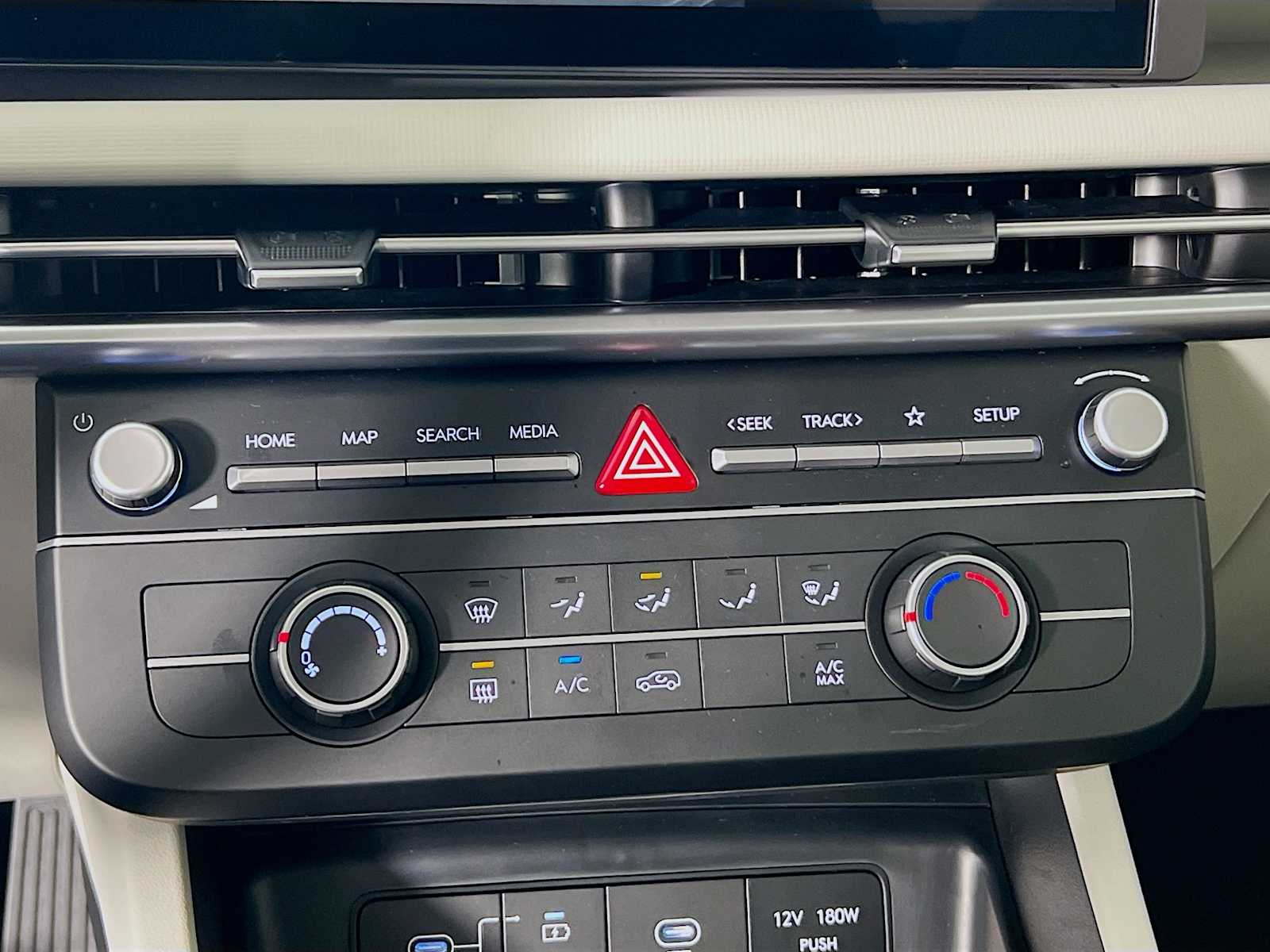 2026 Hyundai Tucson SE - Photo 10