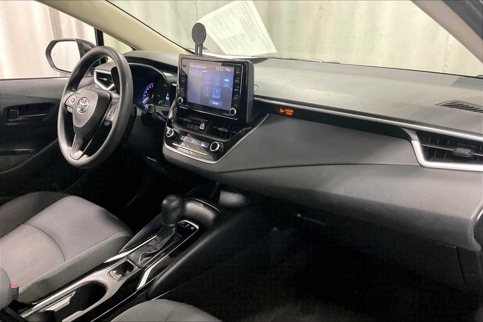 2022 Toyota Corolla Hybrid LE - Photo 14