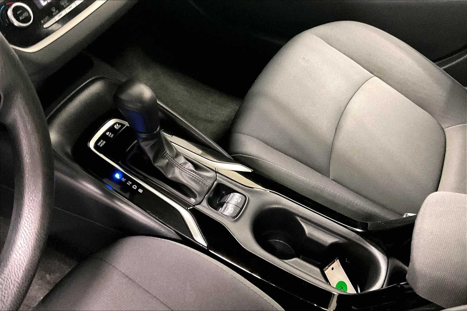 2022 Toyota Corolla Hybrid LE - Photo 20