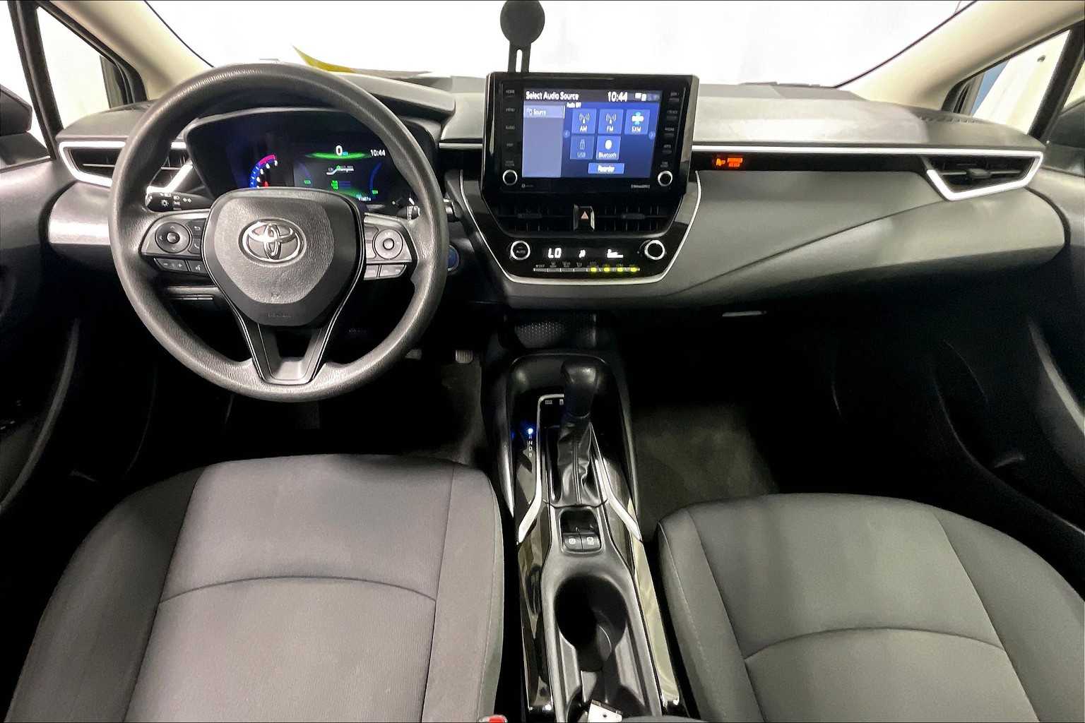 2022 Toyota Corolla Hybrid LE - Photo 21