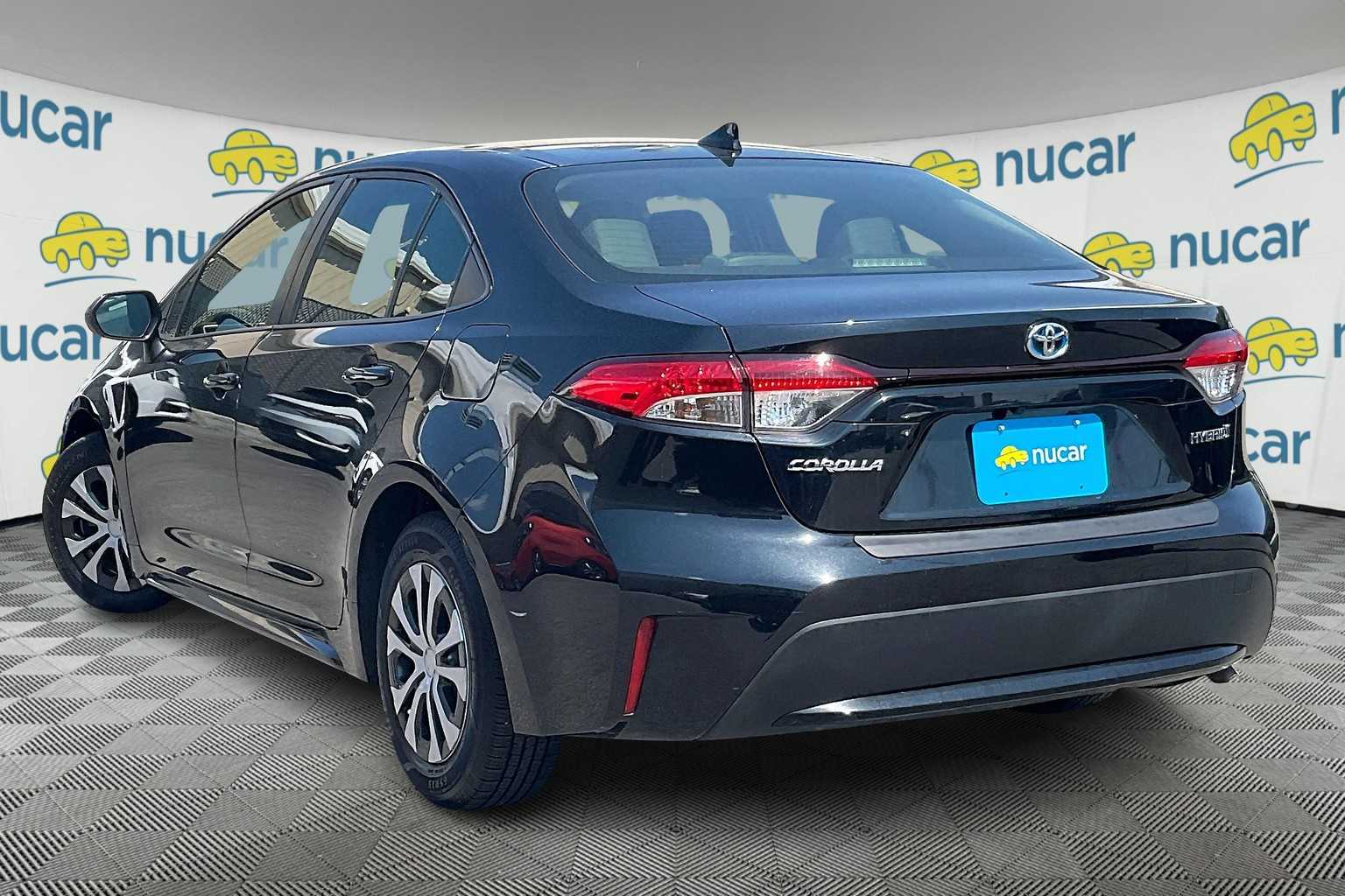 2022 Toyota Corolla Hybrid LE - Photo 4