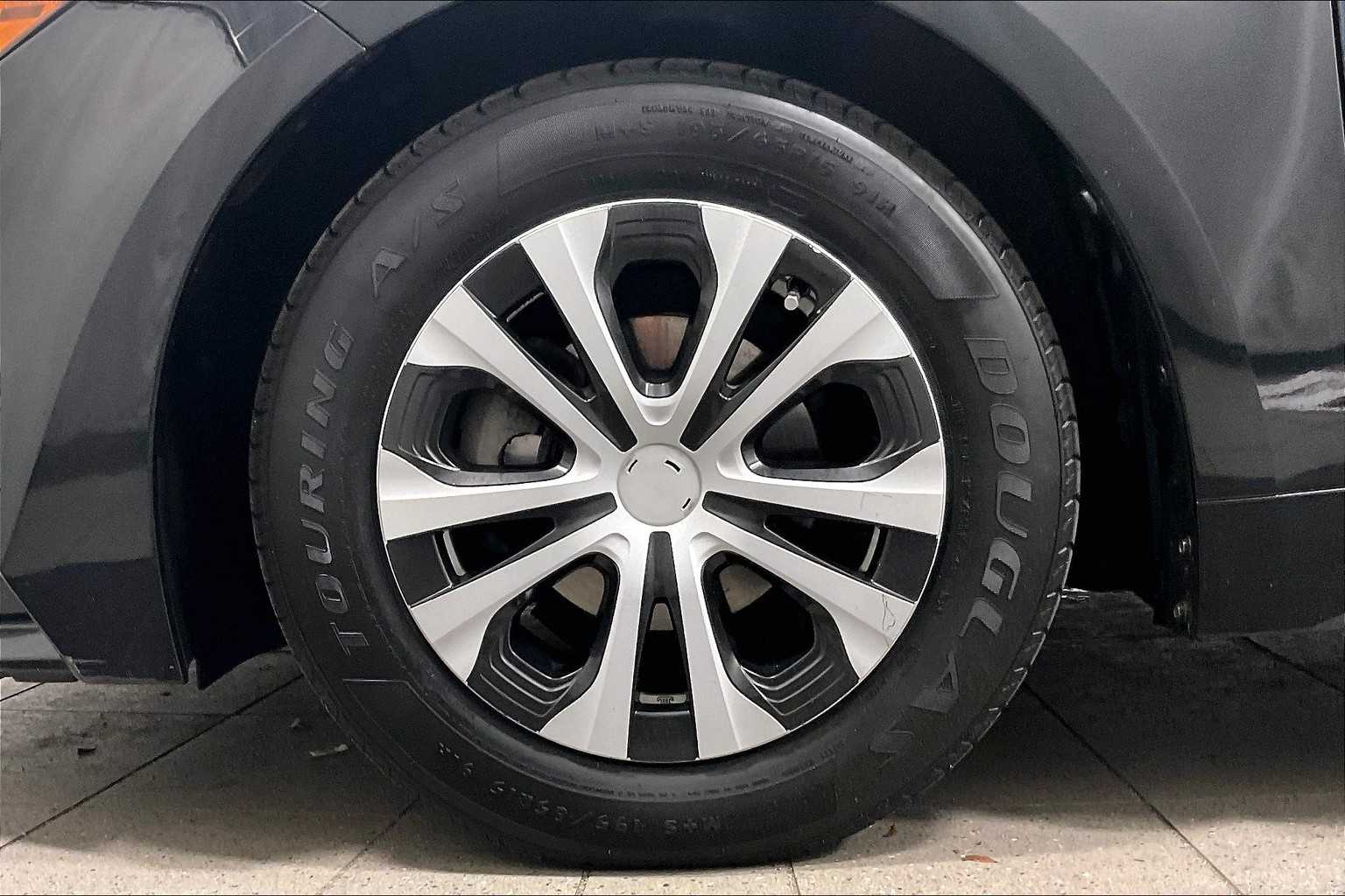 2022 Toyota Corolla Hybrid LE - Photo 7