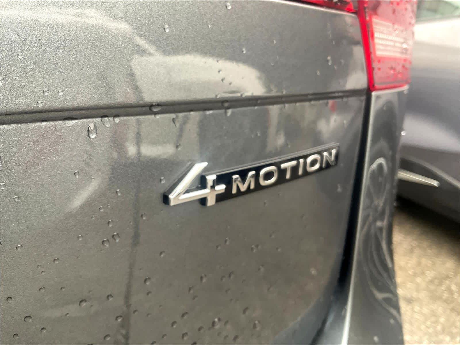 2022 Volkswagen Tiguan SE R-Line Black - Photo 30