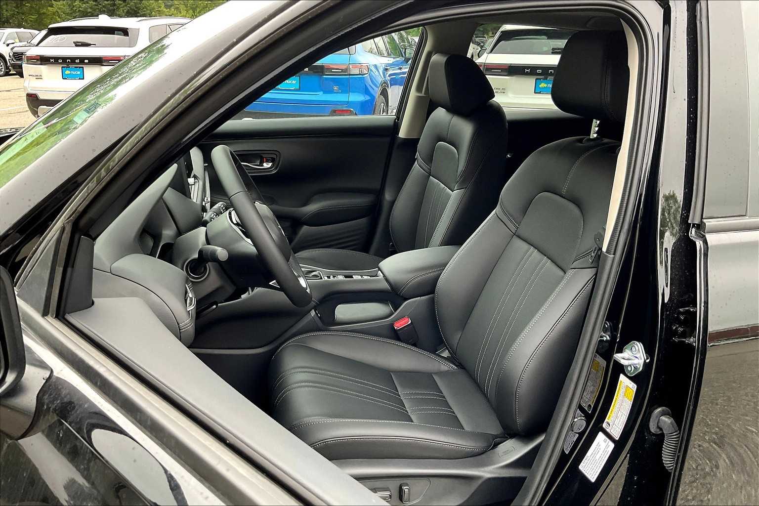 2026 Honda HR-V Sport - Photo 11