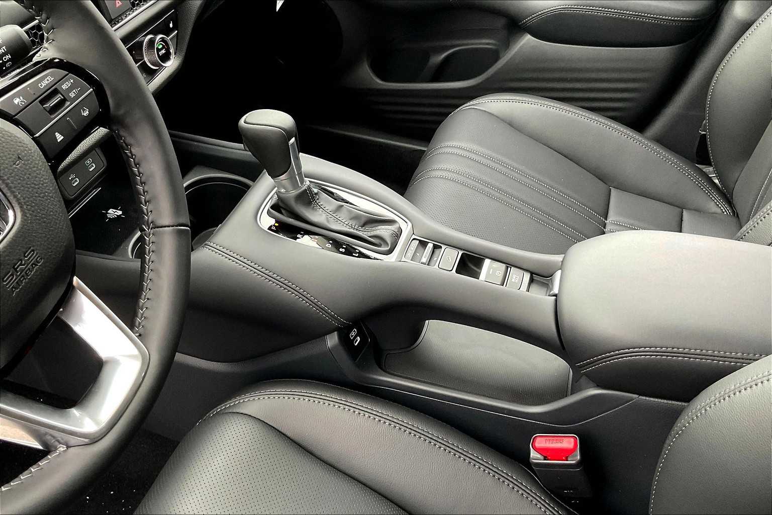 2026 Honda HR-V Sport - Photo 14