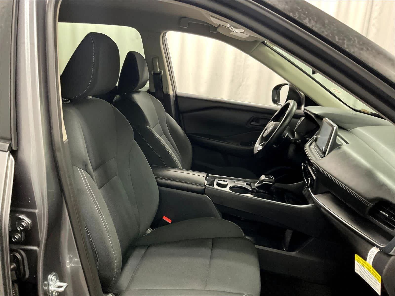 2024 Nissan Rogue S - Photo 11