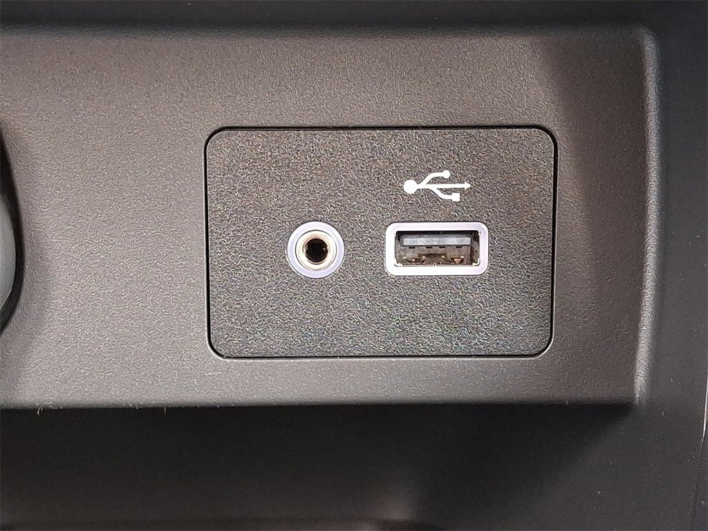 2025 Nissan Versa 1.6 SV - Photo 16