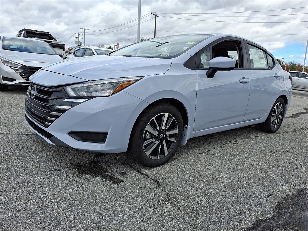 2025 Nissan Versa 1.6 SV - Photo 2