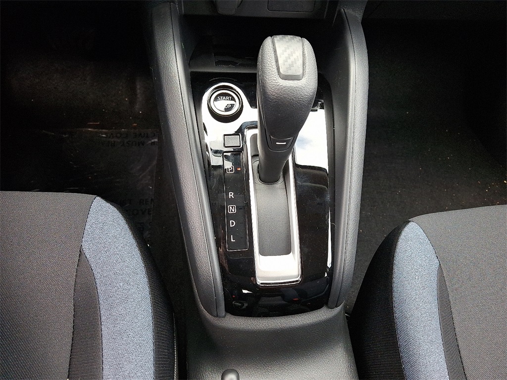 2025 Nissan Versa 1.6 SV - Photo 10