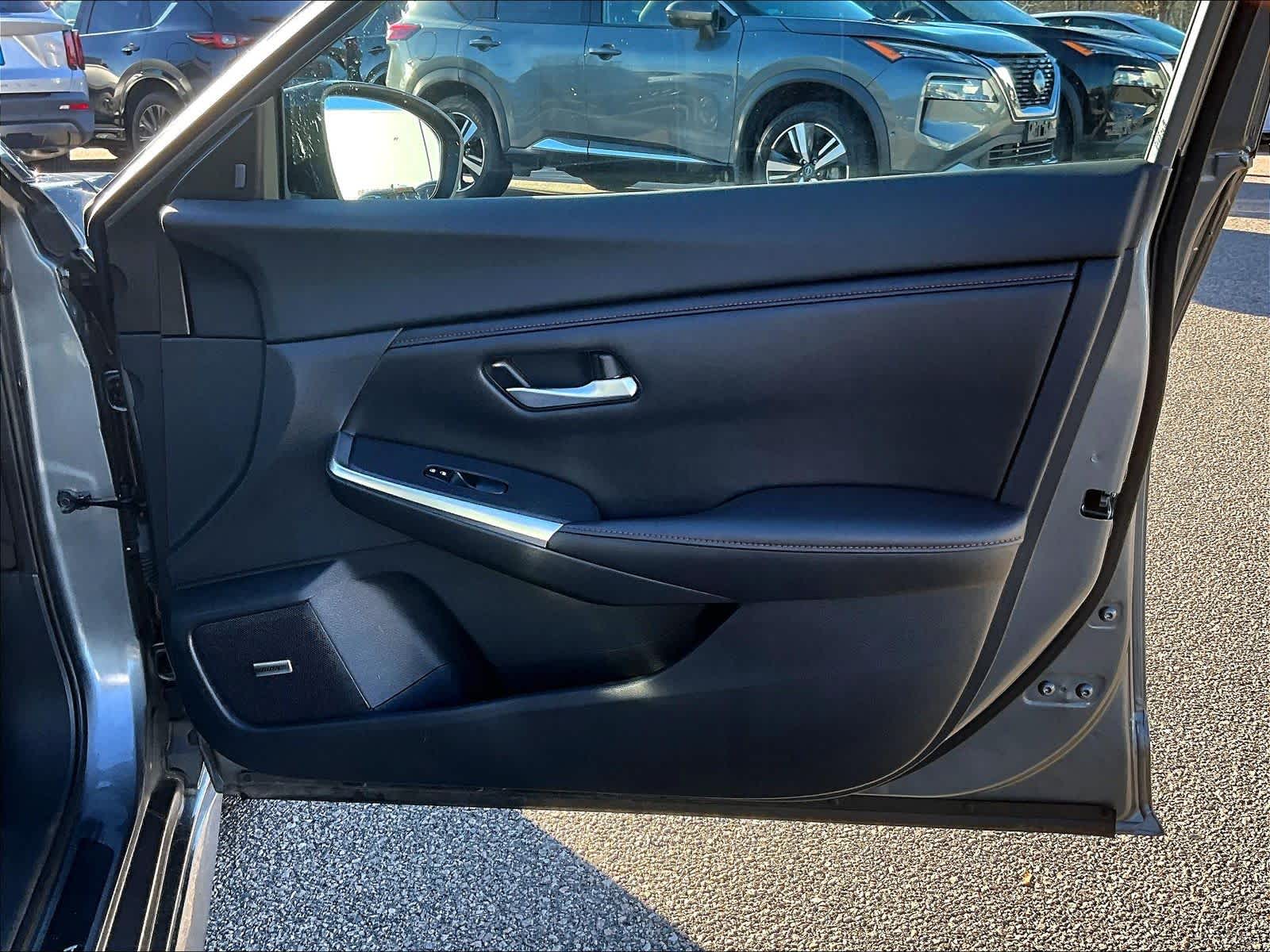 2021 Nissan Sentra SR - Photo 12