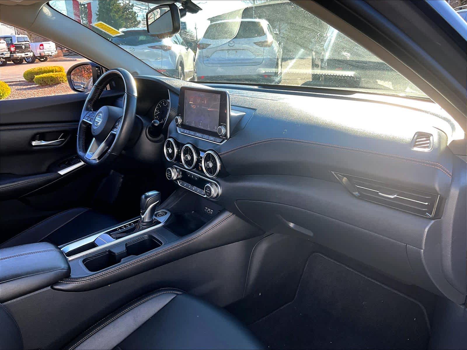 2021 Nissan Sentra SR - Photo 14