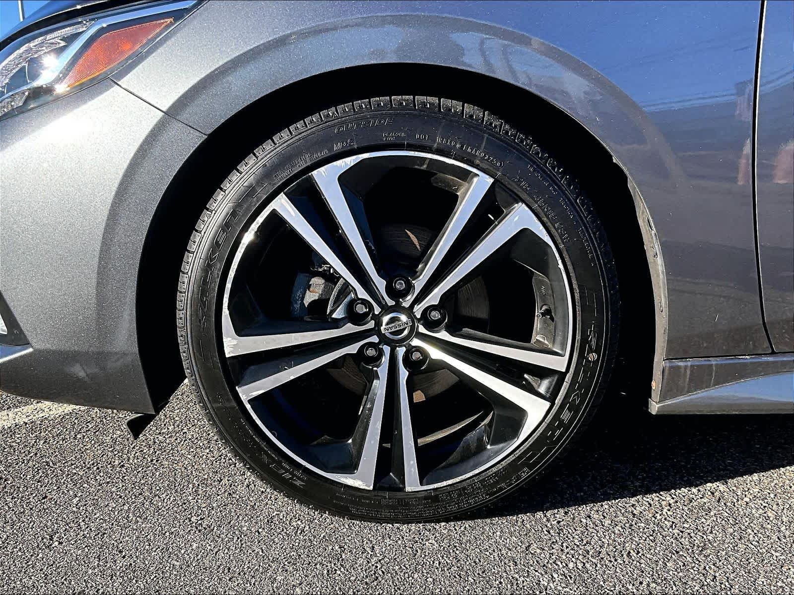 2021 Nissan Sentra SR - Photo 7